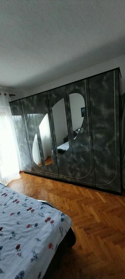 Kuca Za Odmor Varos Vila Vrlika Exterior foto